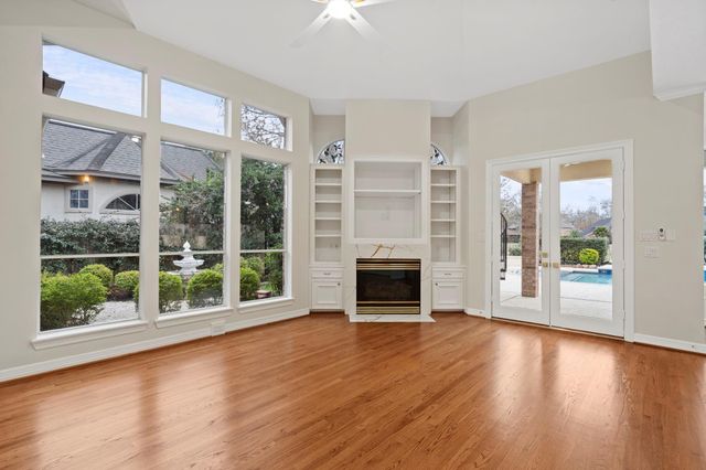 7322 Greatwood Lake Drive, Sugar Land, TX 77479