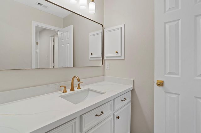 7322 Greatwood Lake Drive, Sugar Land, TX 77479