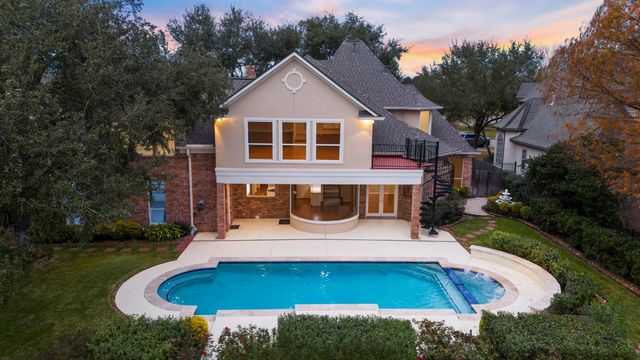 7322 Greatwood Lake Drive, Sugar Land, TX 77479