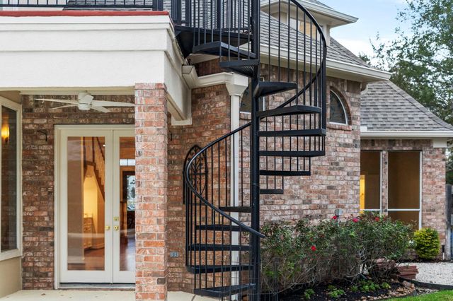 7322 Greatwood Lake Drive, Sugar Land, TX 77479