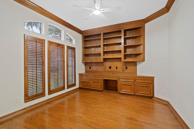 7322 Greatwood Lake Drive, Sugar Land, TX 77479