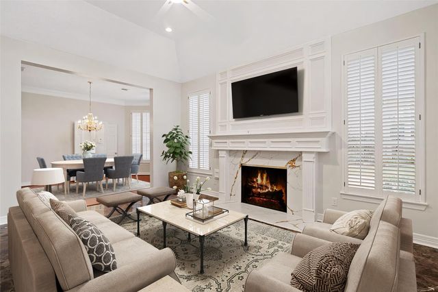 7322 Greatwood Lake Drive, Sugar Land, TX 77479