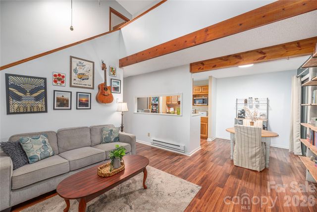 100 Bristol Lane, Maggie Valley, NC 28751