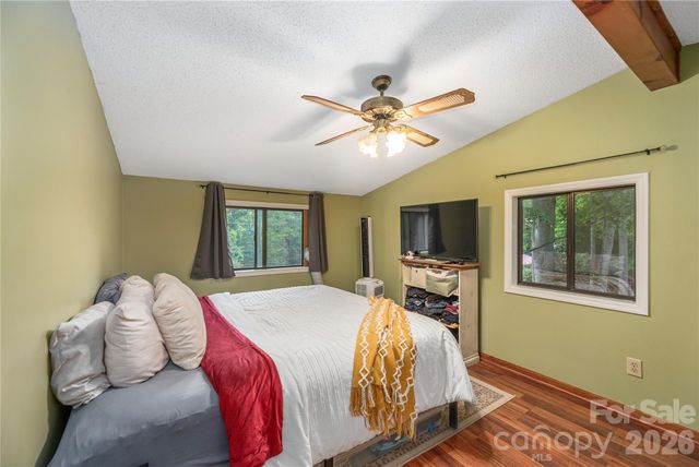 100 Bristol Lane, Maggie Valley, NC 28751