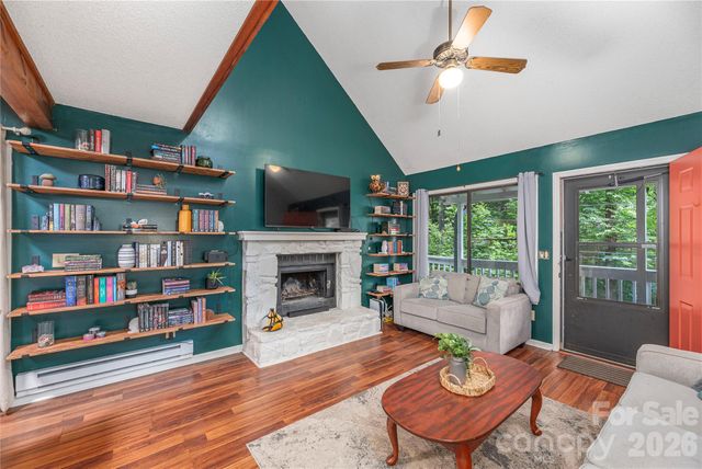 100 Bristol Lane, Maggie Valley, NC 28751