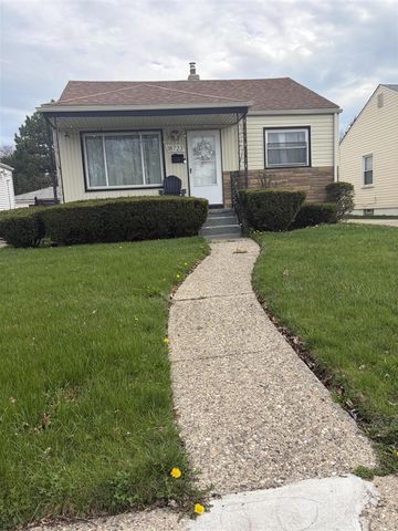 18723 Woodland Street, Harper Woods, MI 48225