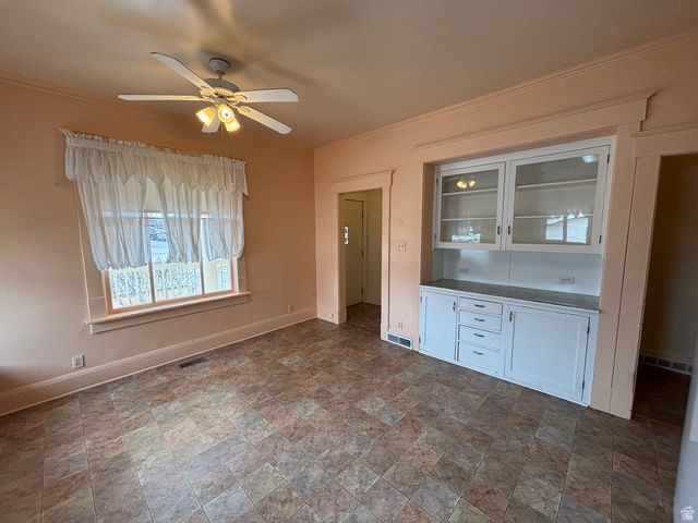 37 E CLARK ST, Grantsville, UT 84029