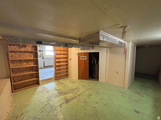 37 E CLARK ST, Grantsville, UT 84029