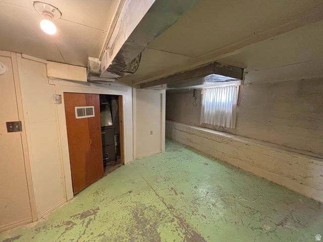 37 E CLARK ST, Grantsville, UT 84029