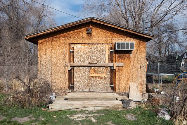 37 E CLARK ST, Grantsville, UT 84029