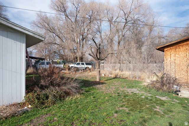 37 E CLARK ST, Grantsville, UT 84029