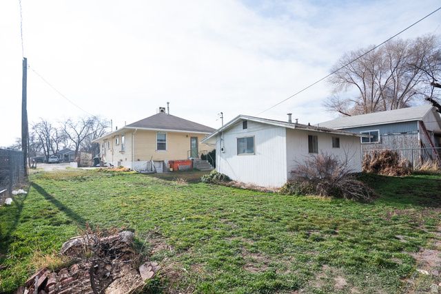 37 E CLARK ST, Grantsville, UT 84029