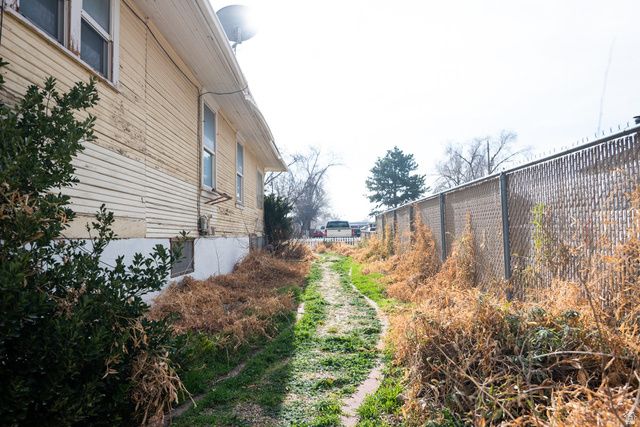 37 E CLARK ST, Grantsville, UT 84029