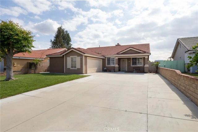 817 Riverwalk, San Bernardino, CA 92408