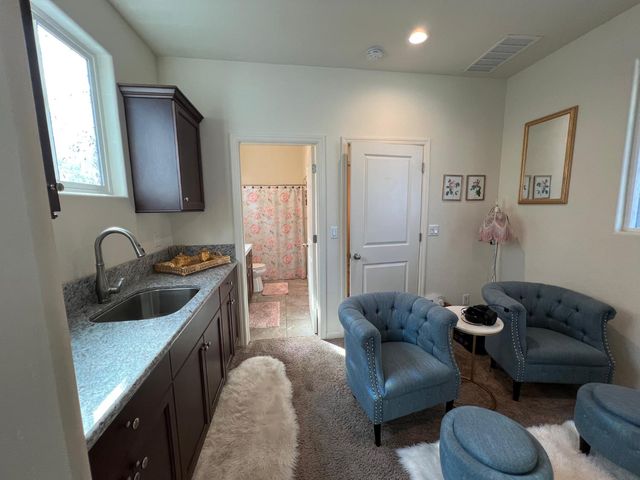 1100 Corazon Avenue, Clovis, CA 93619