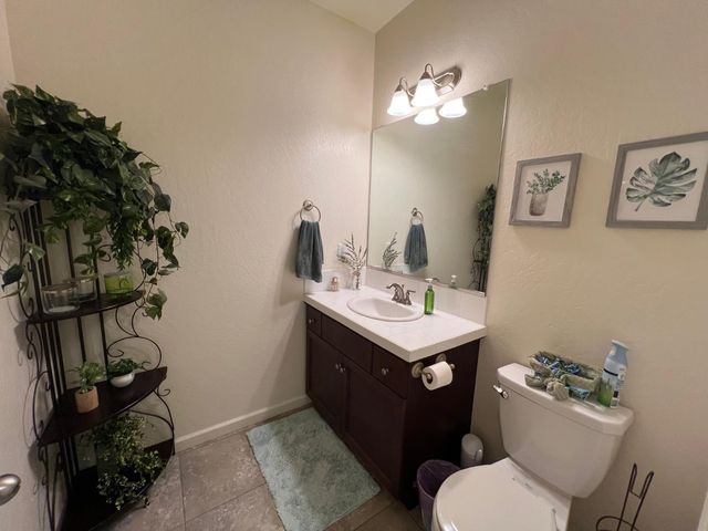 1100 Corazon Avenue, Clovis, CA 93619