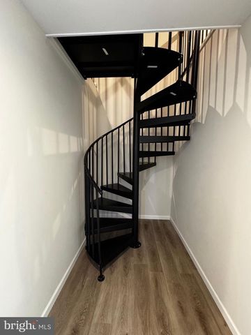 1920 OLD POST TER, Woodbridge, VA 22191