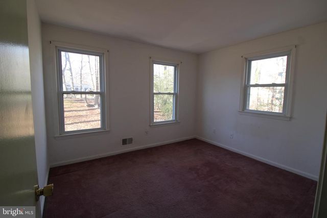 29778 OAK RD, Mechanicsville, MD 20659