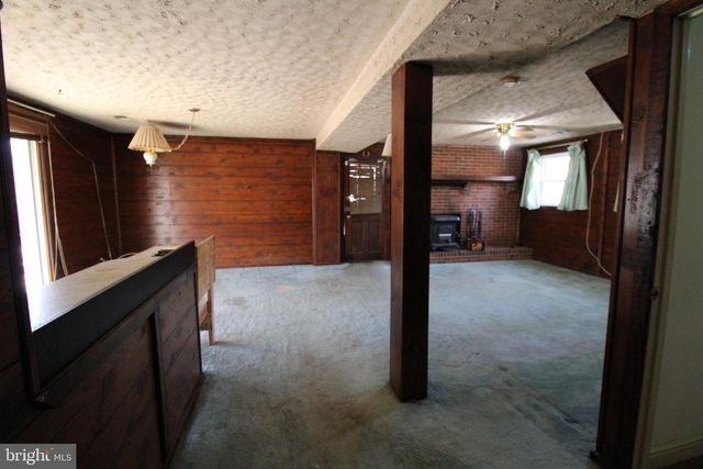 29778 OAK RD, Mechanicsville, MD 20659