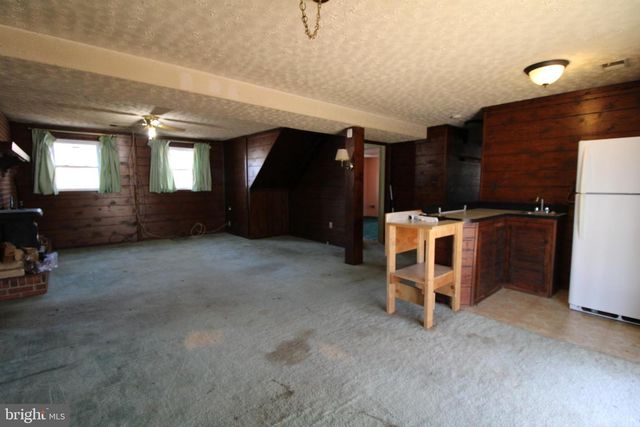 29778 OAK RD, Mechanicsville, MD 20659