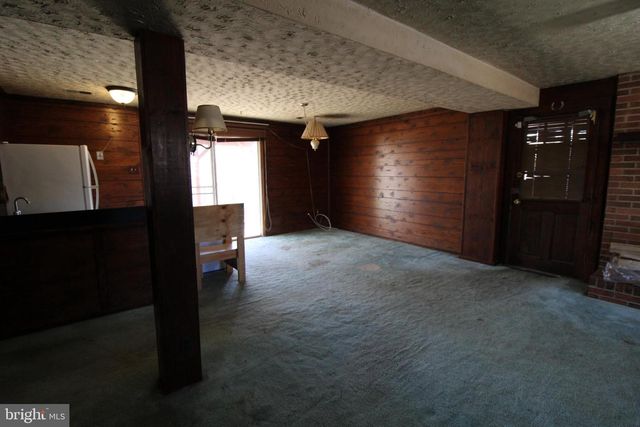 29778 OAK RD, Mechanicsville, MD 20659