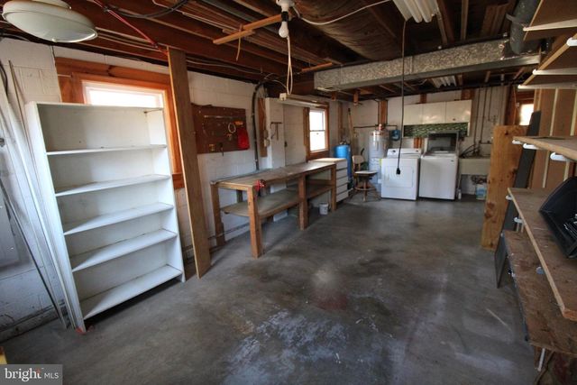 29778 OAK RD, Mechanicsville, MD 20659