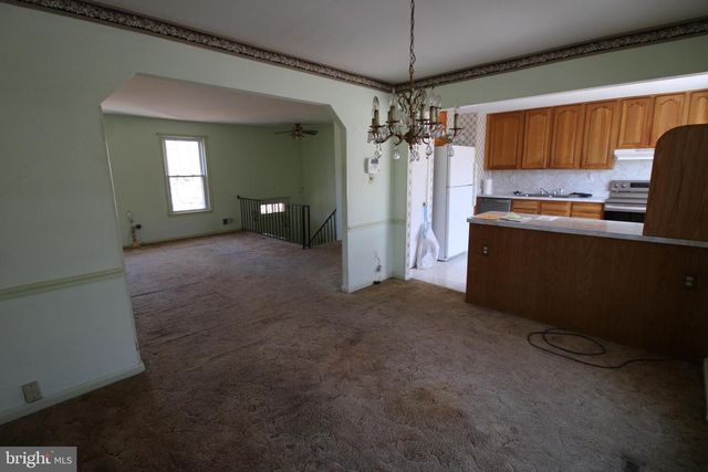 29778 OAK RD, Mechanicsville, MD 20659