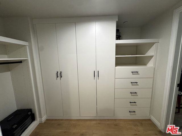 3855 Ingraham Street 301, Los Angeles, CA 90005