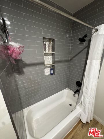 3855 Ingraham Street 301, Los Angeles, CA 90005
