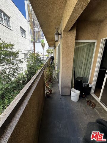 3855 Ingraham Street 301, Los Angeles, CA 90005