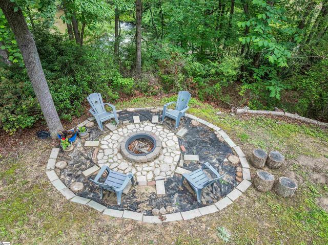 320 Holly Lane, Walhalla, SC 29691