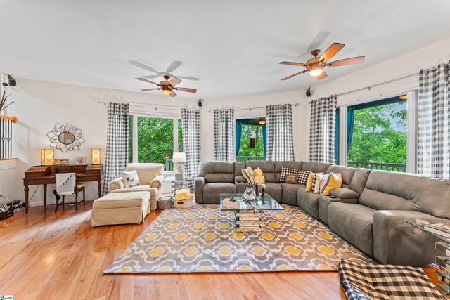 320 Holly Lane, Walhalla, SC 29691