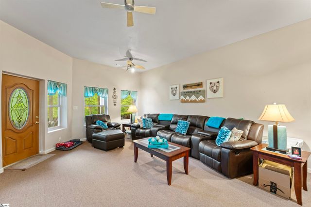 320 Holly Lane, Walhalla, SC 29691