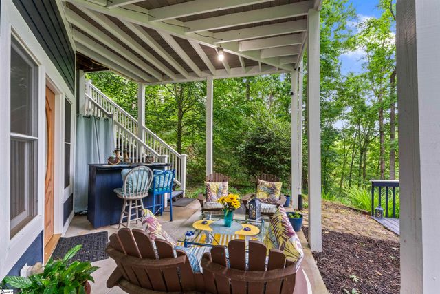 320 Holly Lane, Walhalla, SC 29691