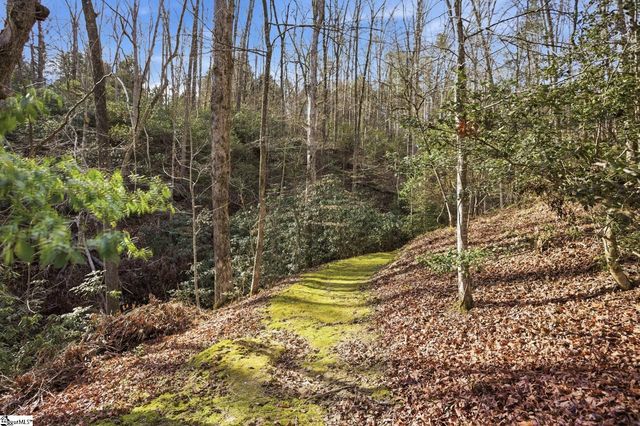 320 Holly Lane, Walhalla, SC 29691