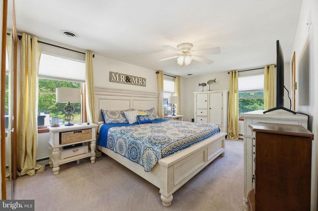 550 ROLLING HILLS RD, Solomons, MD 20688