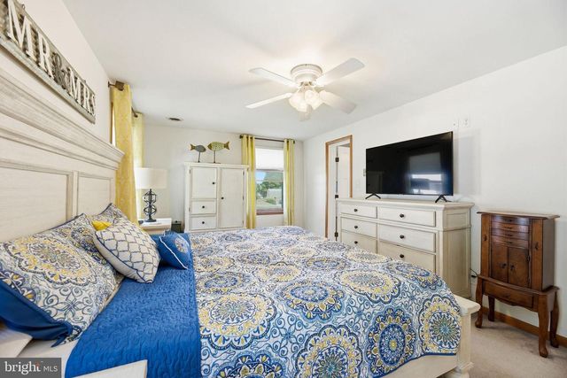 550 ROLLING HILLS RD, Solomons, MD 20688
