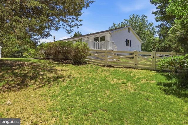 550 ROLLING HILLS RD, Solomons, MD 20688