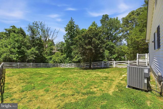 550 ROLLING HILLS RD, Solomons, MD 20688
