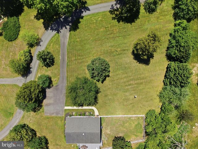 550 ROLLING HILLS RD, Solomons, MD 20688