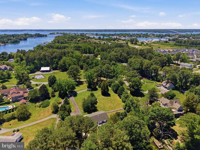 550 ROLLING HILLS RD, Solomons, MD 20688