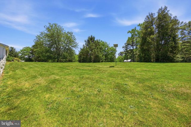550 ROLLING HILLS RD, Solomons, MD 20688