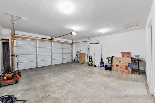 2386 Vista Lake Drive, Batavia Twp, OH 45103