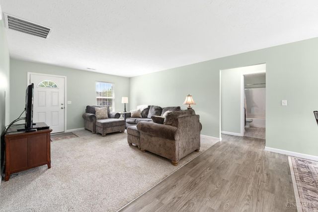 2386 Vista Lake Drive, Batavia Twp, OH 45103