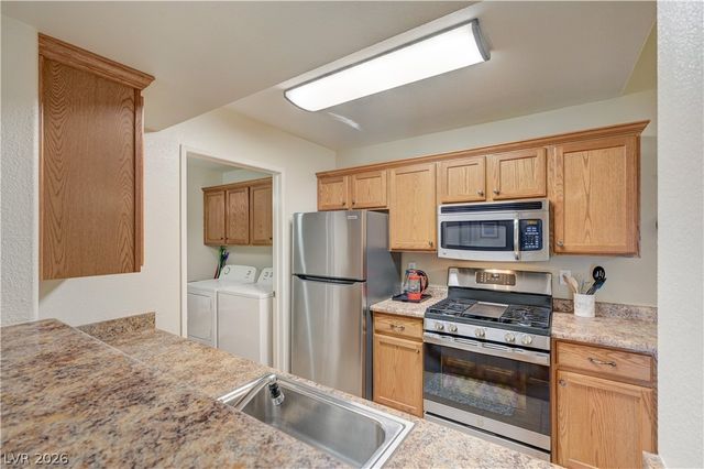 7885 West Flamingo Road 1071, Las Vegas, NV 89147