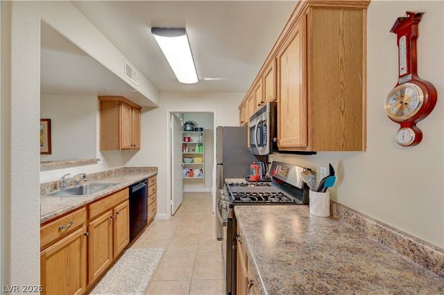 7885 West Flamingo Road 1071, Las Vegas, NV 89147