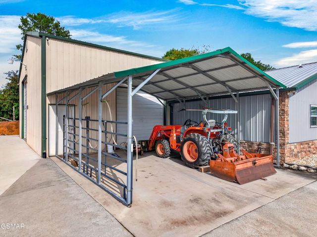 428 Shrader Road, Dandridge, TN 37725