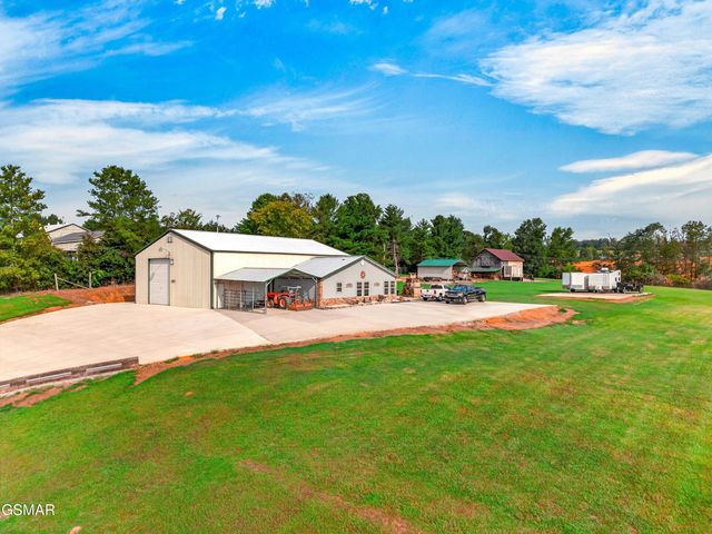 428 Shrader Road, Dandridge, TN 37725