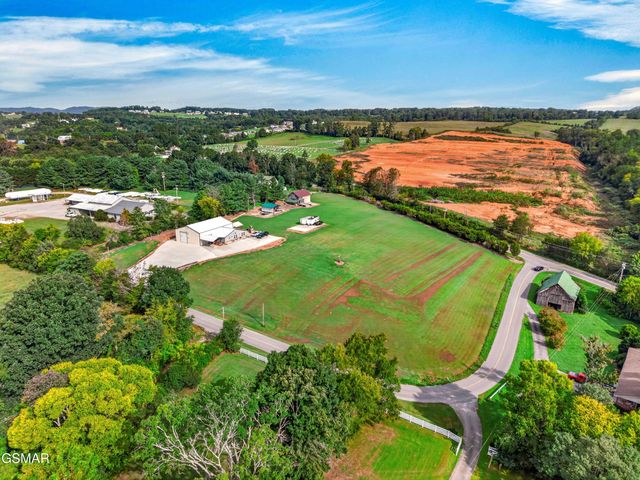 428 Shrader Road, Dandridge, TN 37725
