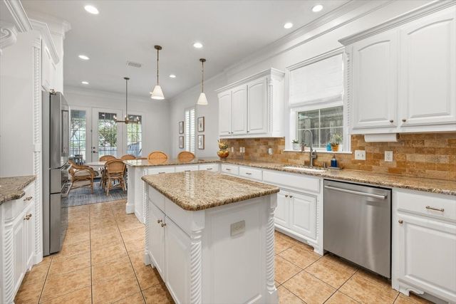 2917 Westridge Avenue, Fort Worth, TX 76116